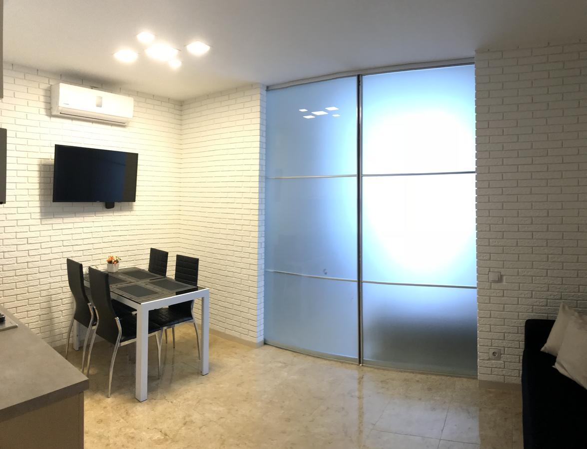 V&A Lux Apartments Batumi Ngoại thất bức ảnh